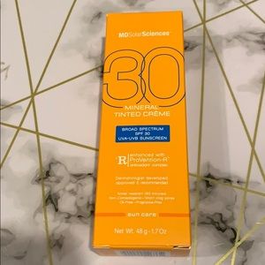 MD Solar Sciences Mineral Tinted Creme